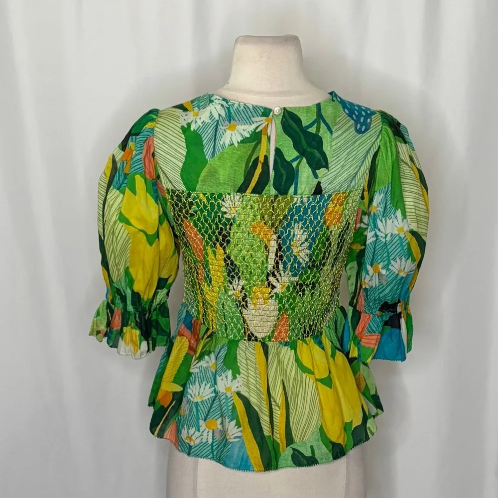 NEW!! FARM RIO Vintage Toucans Smocked‎ Peplum Top Blouse Tropical Small